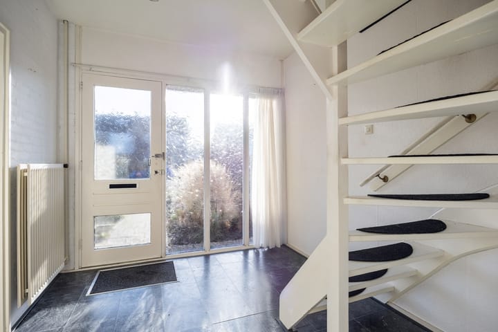 Photo 14 of A van Voorthuijsenweg 33