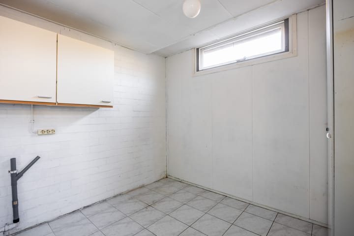 Photo 26 of A van Voorthuijsenweg 33