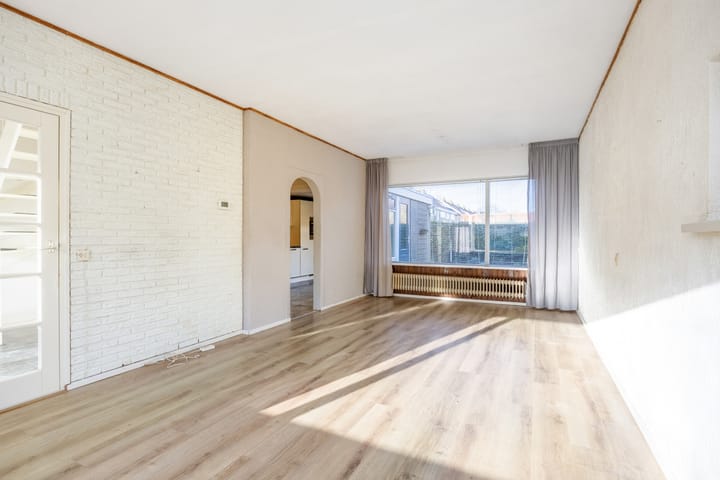 Photo 19 of A van Voorthuijsenweg 33