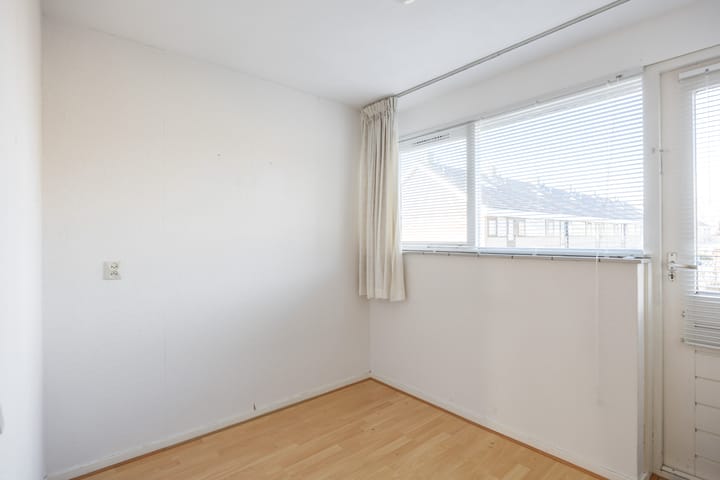 Photo 45 of A van Voorthuijsenweg 33