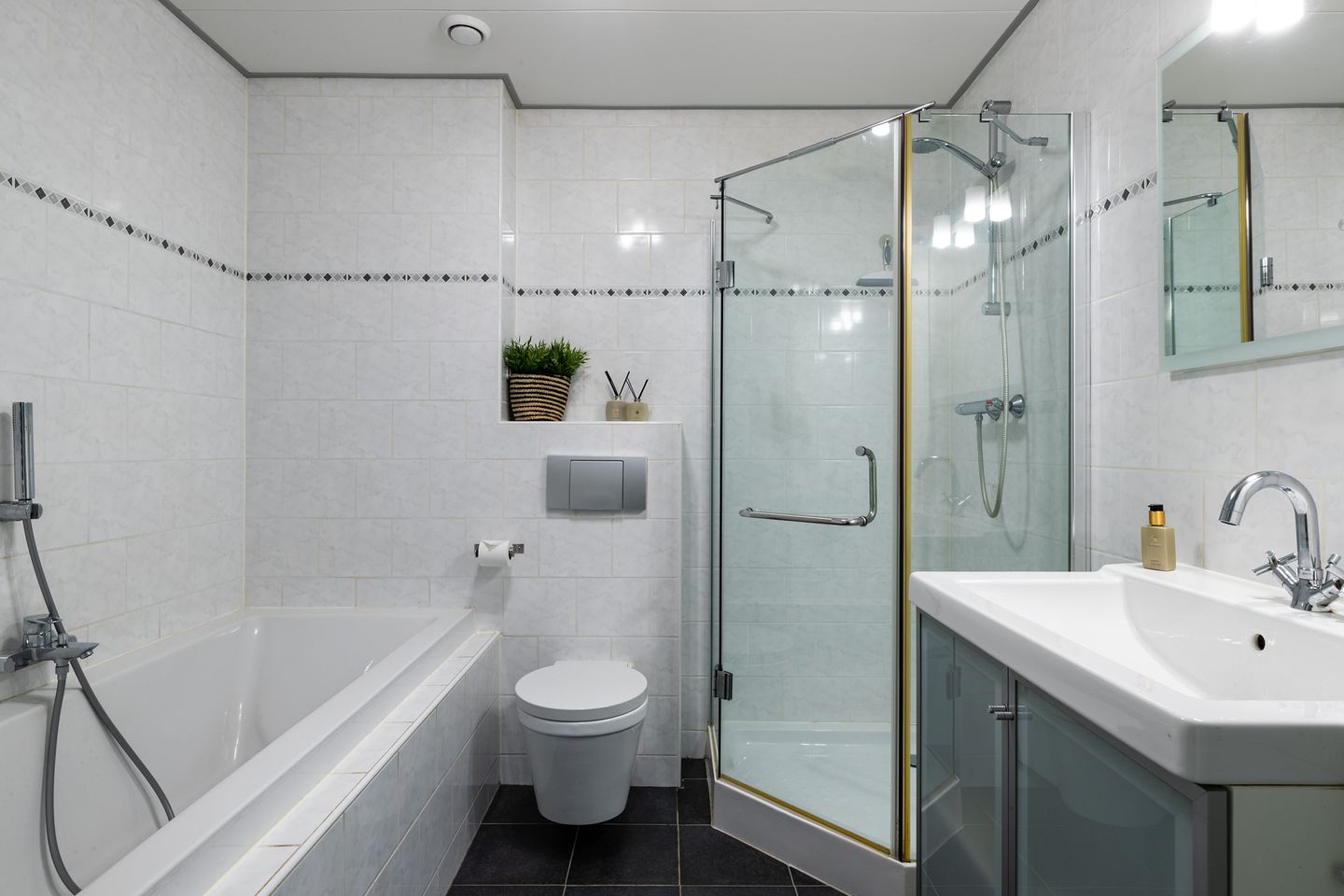 Photo 25 of Crosestein 1505