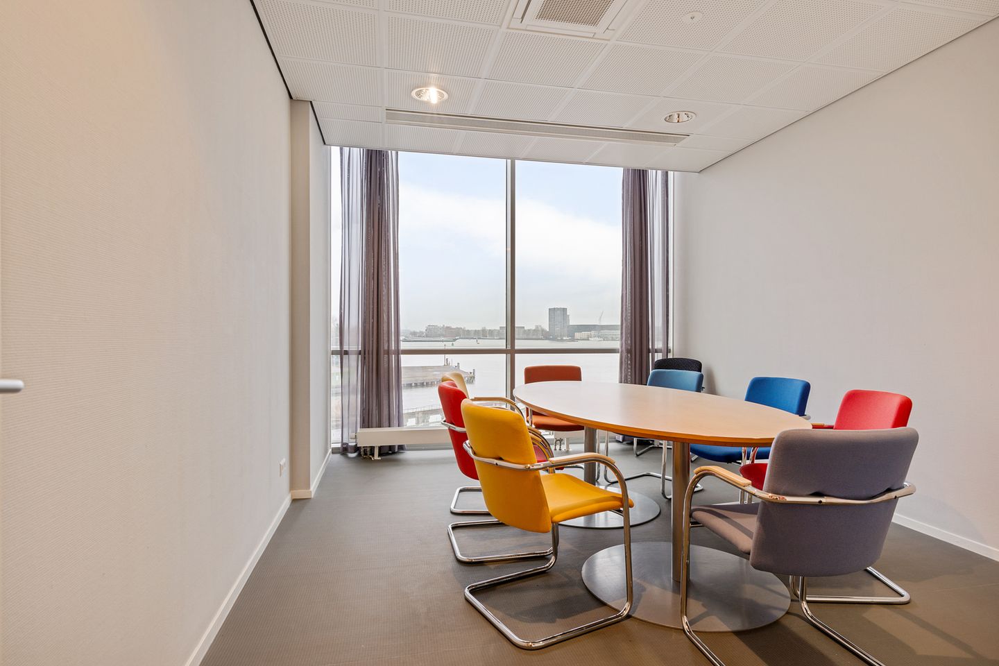 Bekijk foto 3 van Johan van Hasseltweg 2-D5