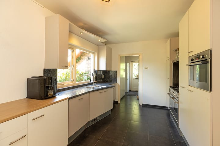 Foto 12 van Rading 124