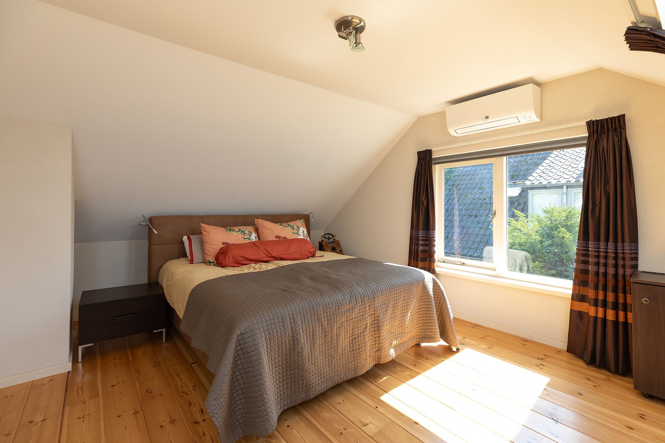 Foto 21 van Rading 124