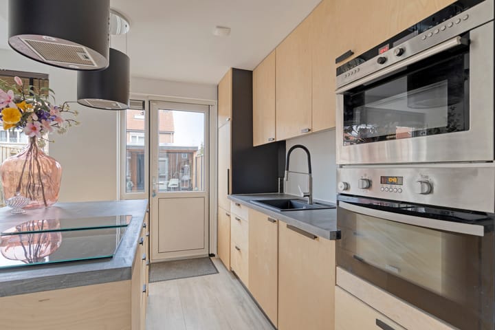 Photo 15 of Goudmosstraat 60