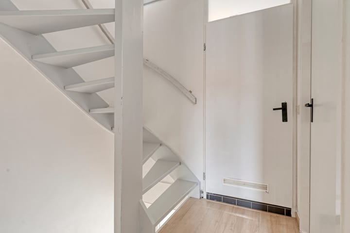 Photo 18 of Goudmosstraat 60