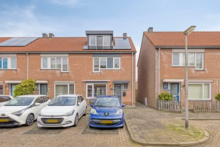 Photo 8 of Goudmosstraat 60