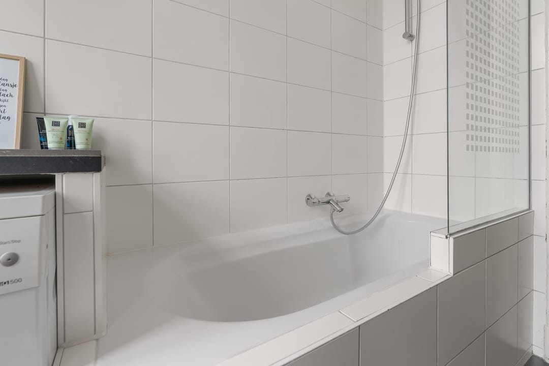 Photo 16 of M.P. Lindostraat 27-BS