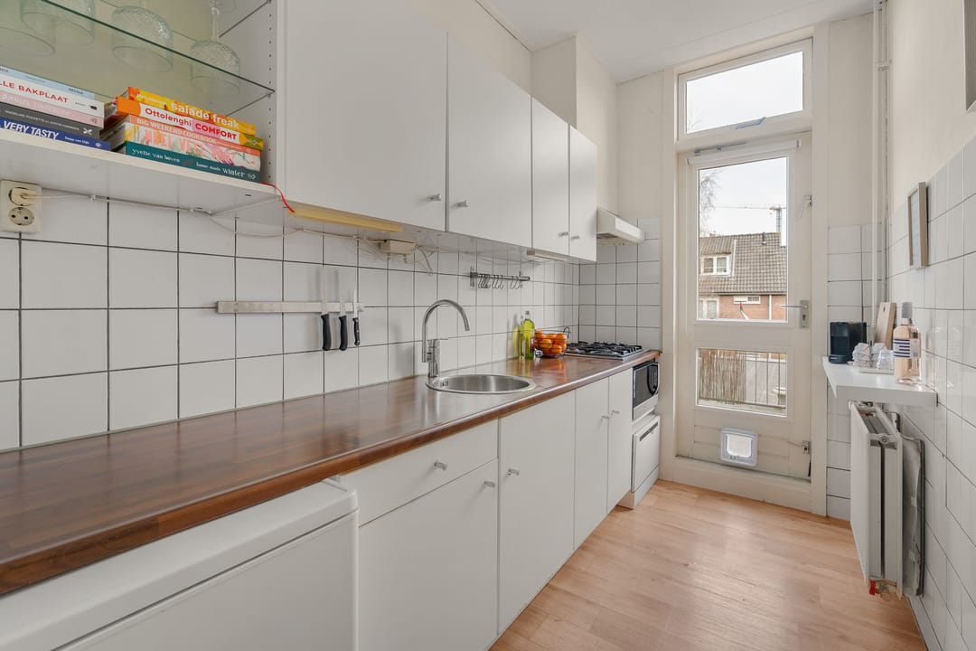 Photo 11 of M.P. Lindostraat 27-BS