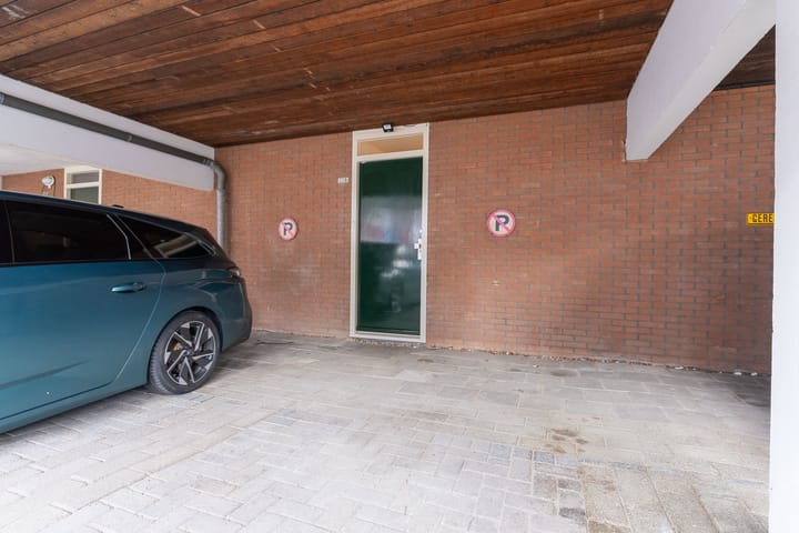 Foto 32 van Poolster 228