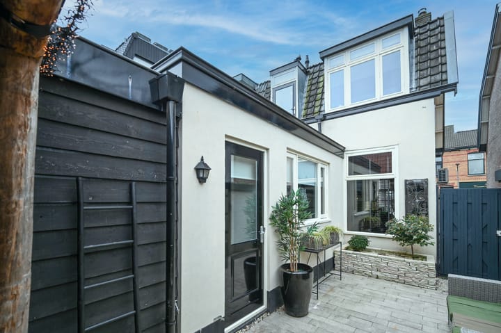 Foto 16 van Rozenstraat 95