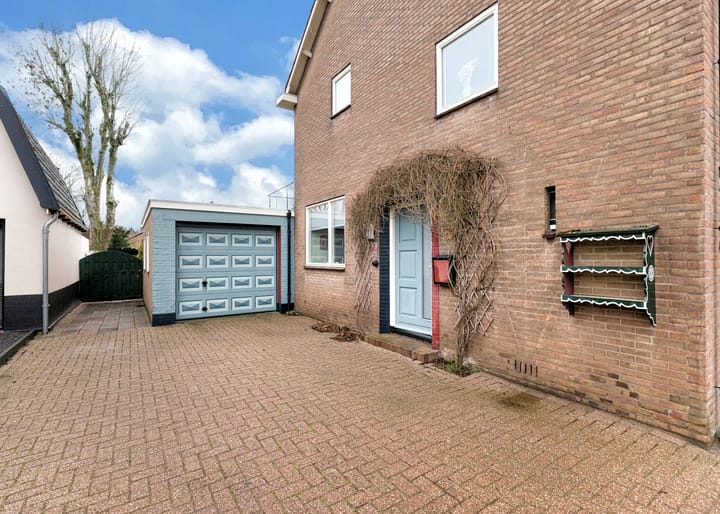 Foto 39 van Stationsweg 9