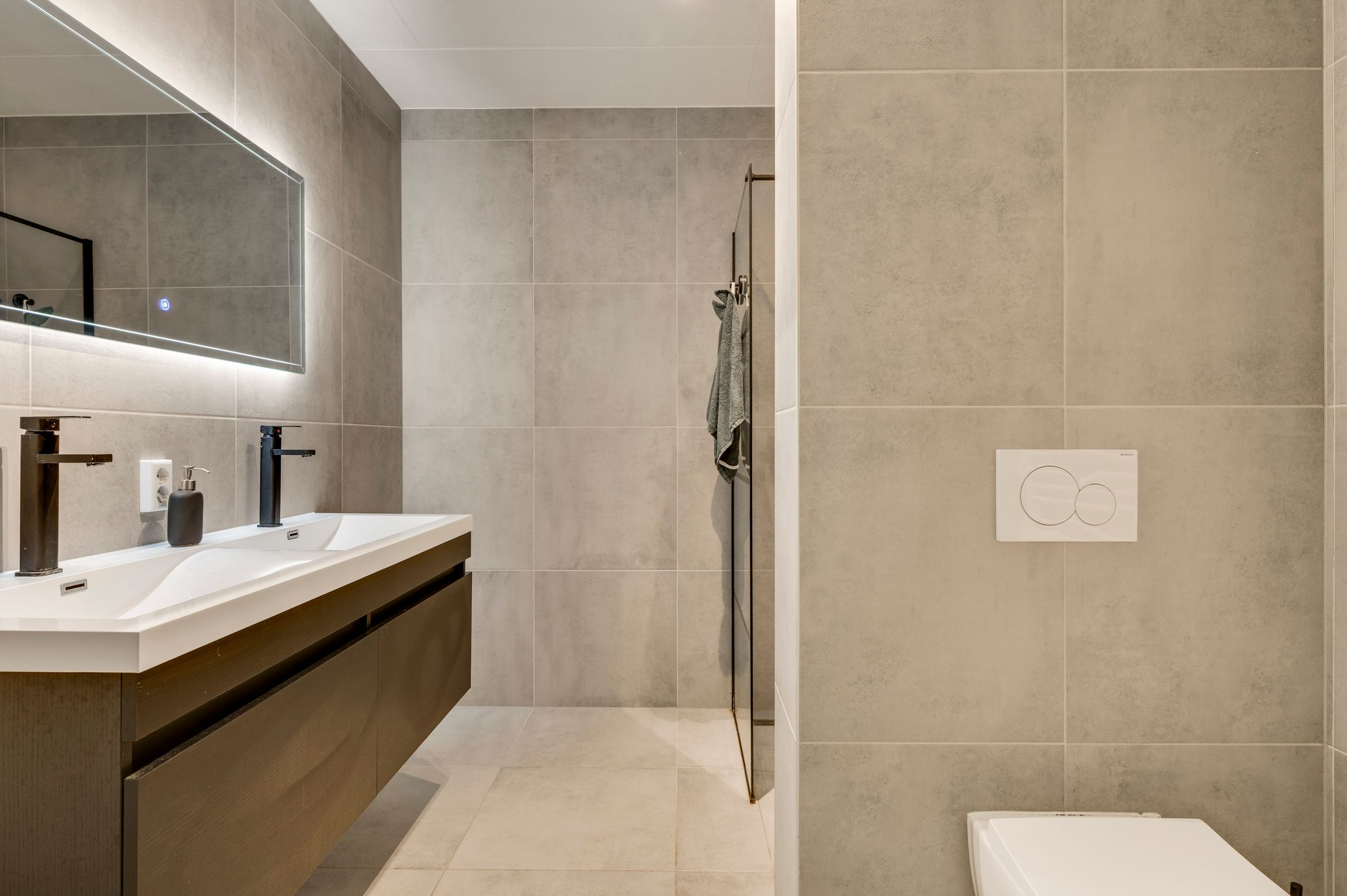 Foto 27 van Kloosterwandstraat 239