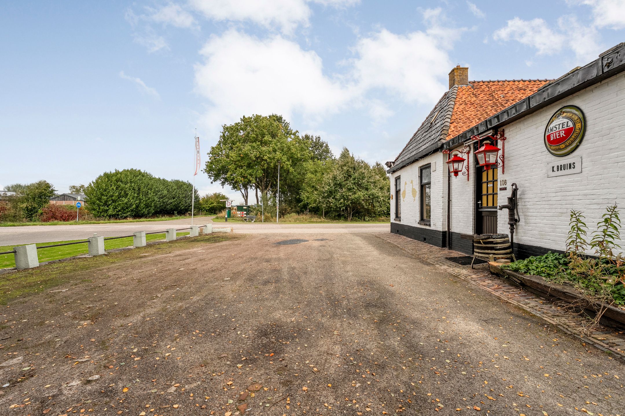 Photo 12 of Midden 116