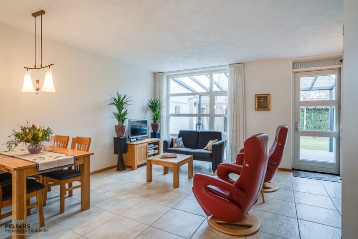 Photo 5 of Heldens van de Mortellaan 14