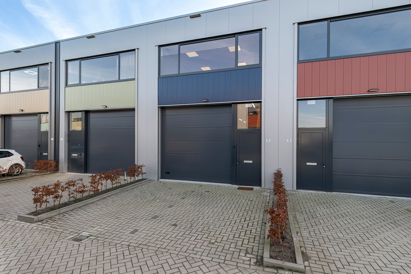 Bekijk foto 1 van Newtonstraat 70