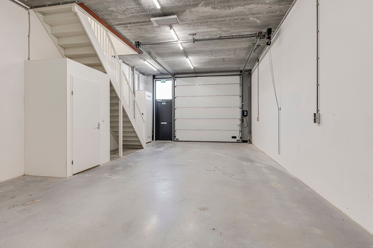 Bekijk foto 5 van Newtonstraat 70