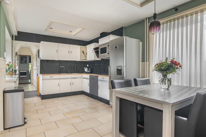 Photo 7 of Wilhelminalaan 8