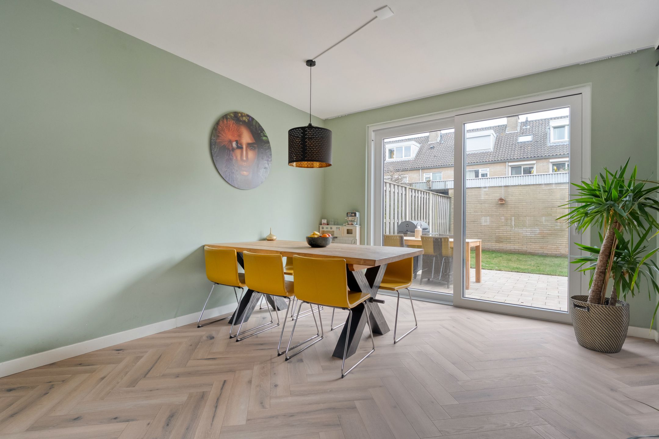 Foto 9 van Helene Swarthstraat 20