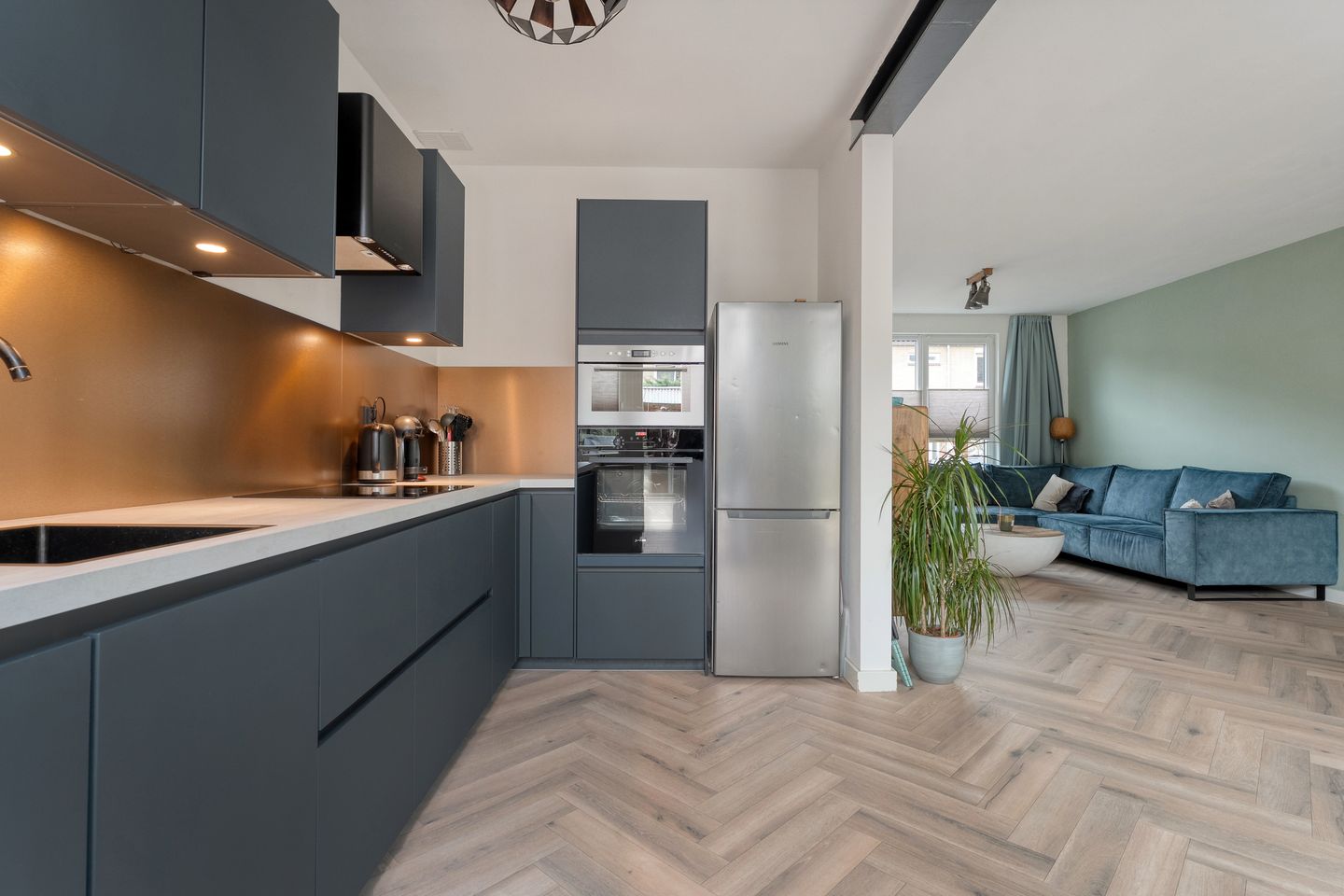 Foto 14 van Helene Swarthstraat 20