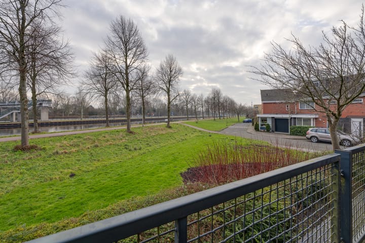 Photo 4 of Sarongstraat 86