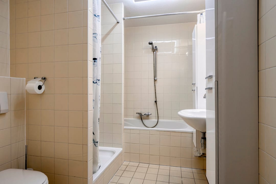 Photo 13 of Duizendguldenkruid 55