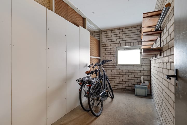 Foto 23 van Jan Buschstraat 49