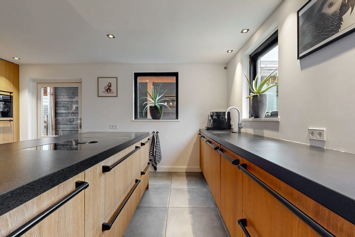 Foto 10 van Torenstraat 6