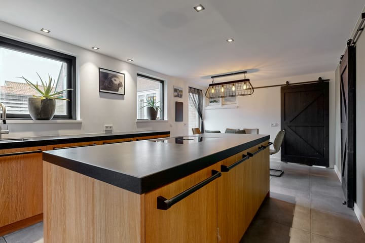 Foto 13 van Torenstraat 6