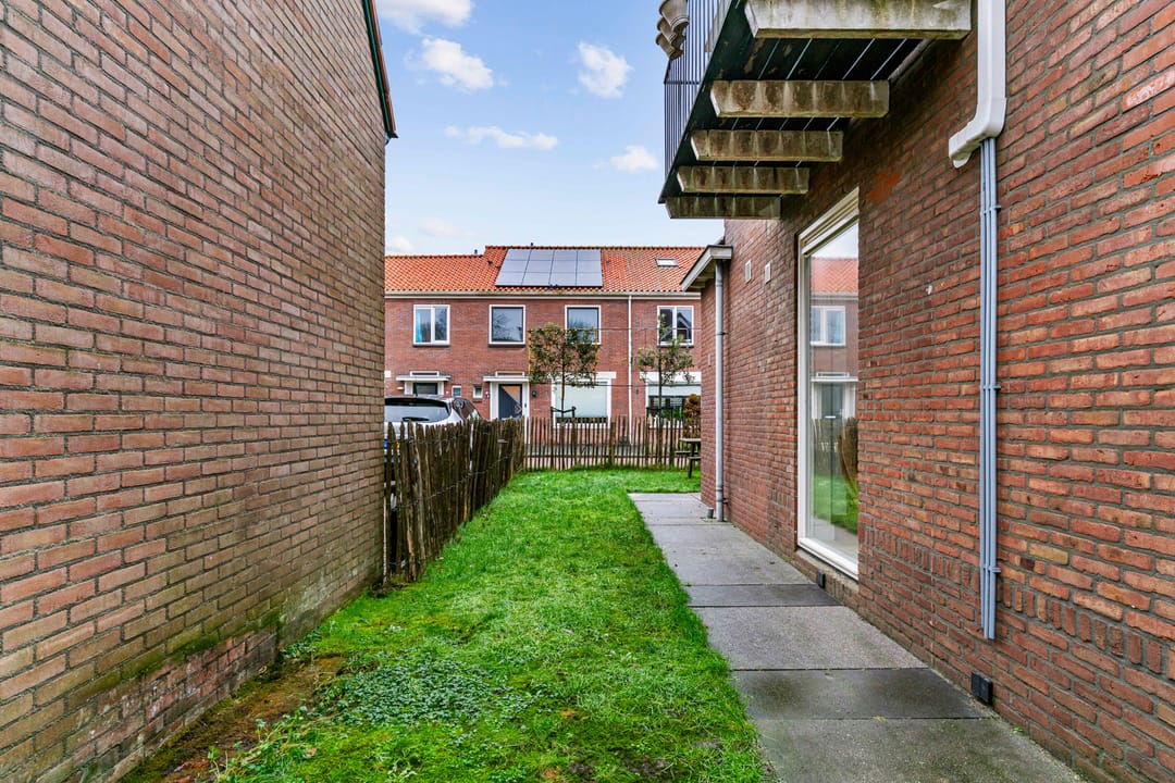 Photo 37 of Torenstraat 6