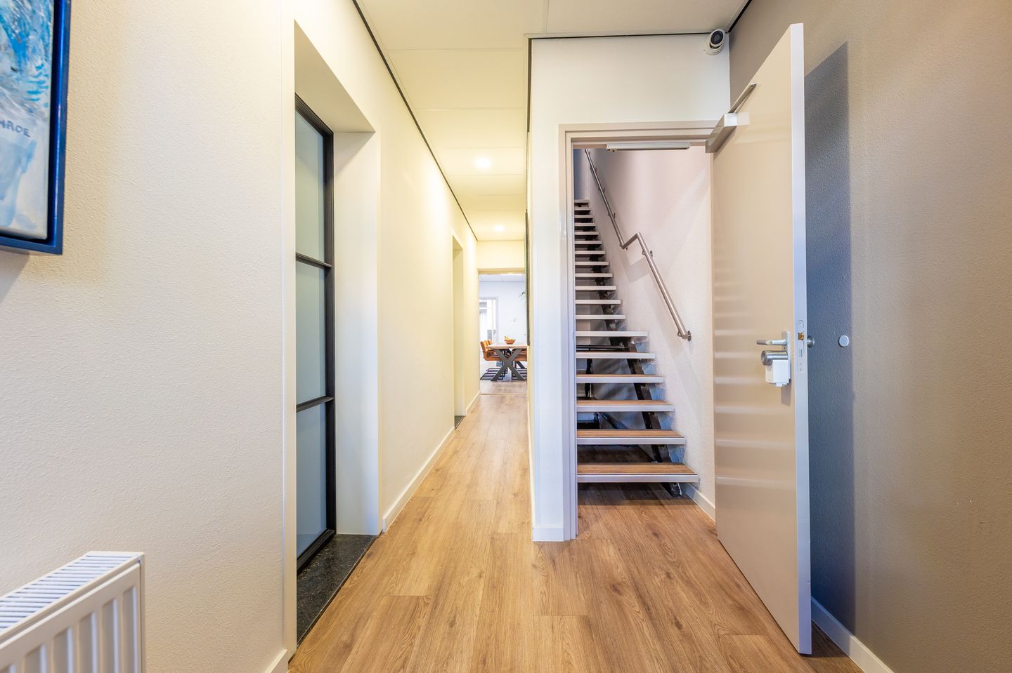 View photo 4 of Valkenburgerweg 19