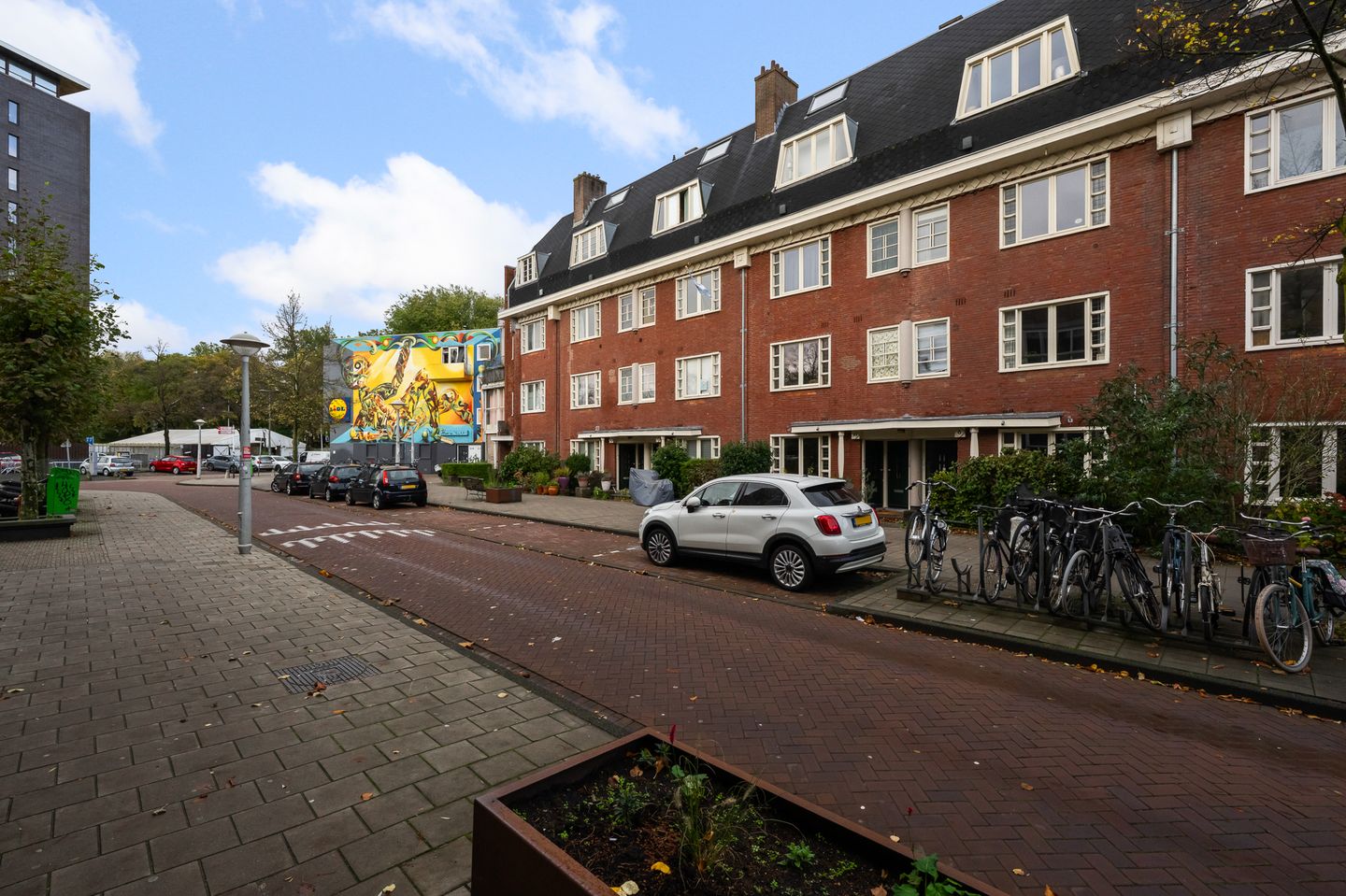 Photo 25 of Willem Leevendstraat 10-1
