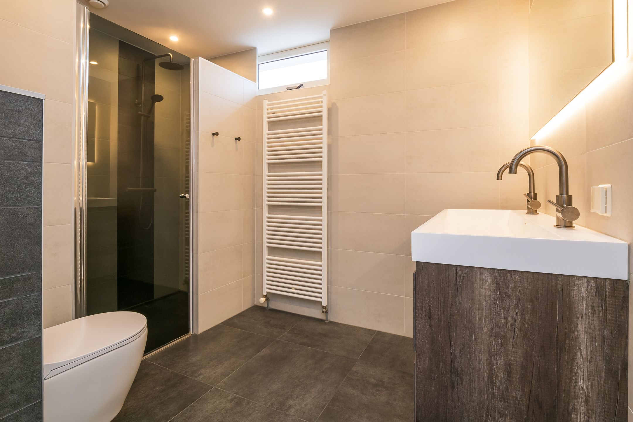 Foto 3 van Weerdenborch 8