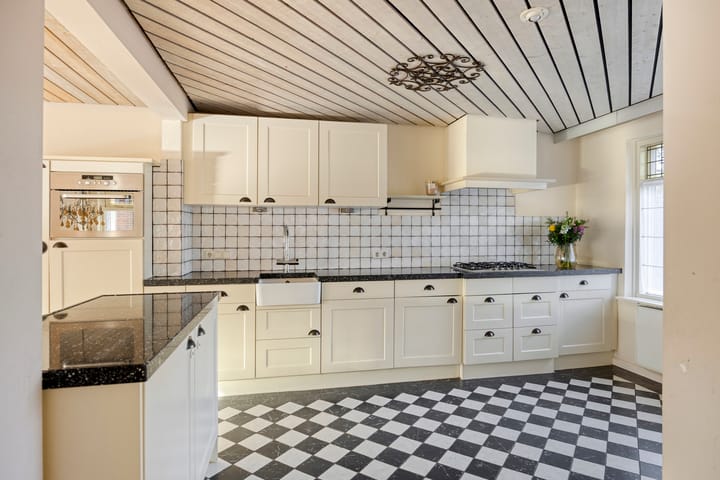 Photo 24 of Keizerstraat 10