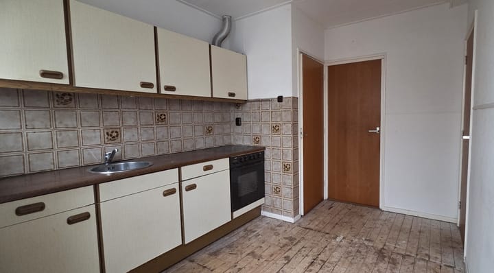 Photo 6 of Waddenstraat 31