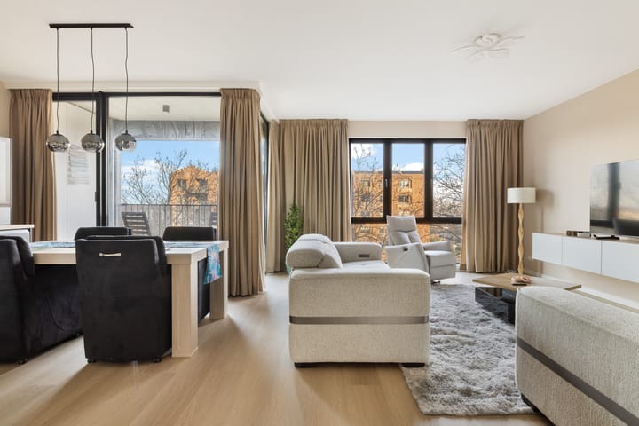 Photo 5 of Dudokstraat 36