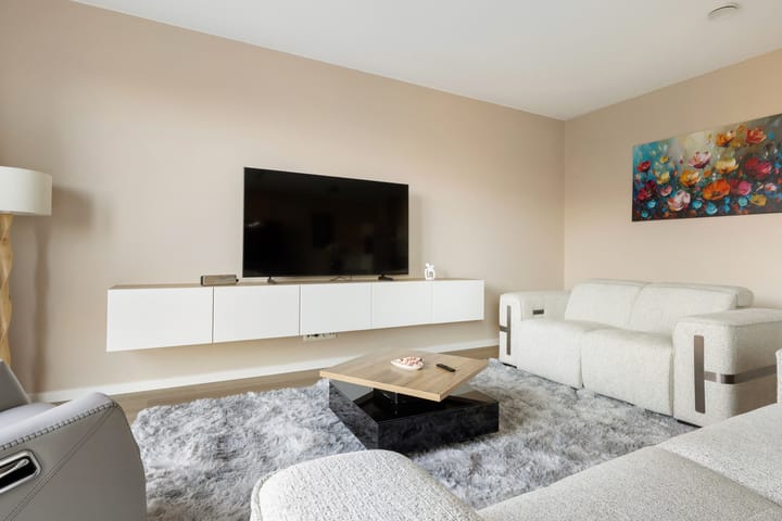 Photo 9 of Dudokstraat 36