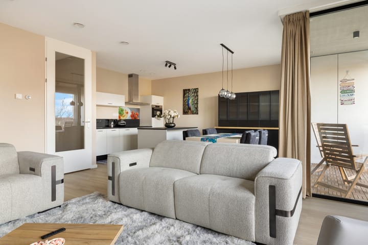 Photo 10 of Dudokstraat 36