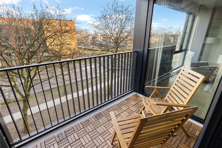 Photo 18 of Dudokstraat 36