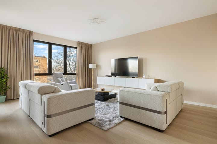 Photo 6 of Dudokstraat 36