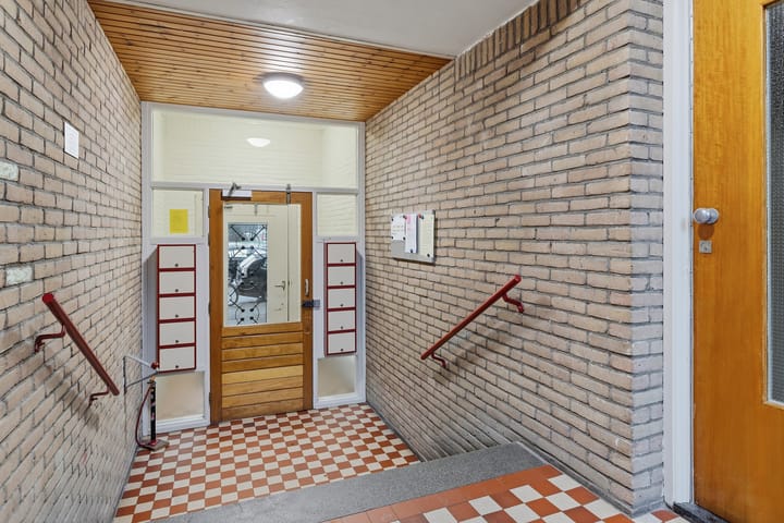 Photo 20 of Victor Hugoplantsoen 14-3