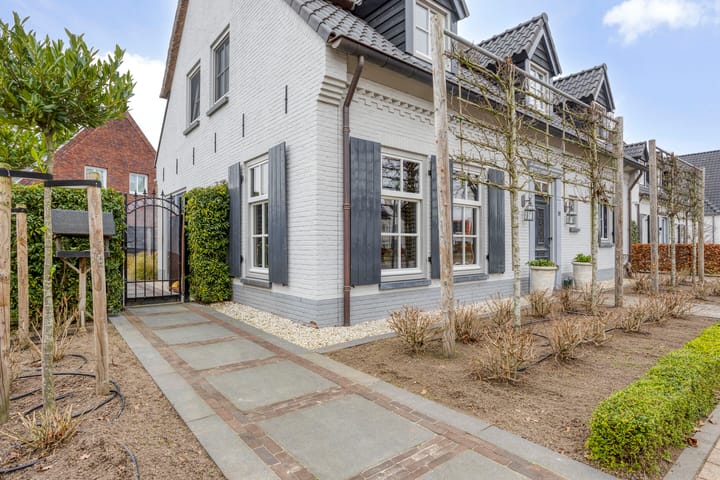 Photo 3 of Broekstraat 99