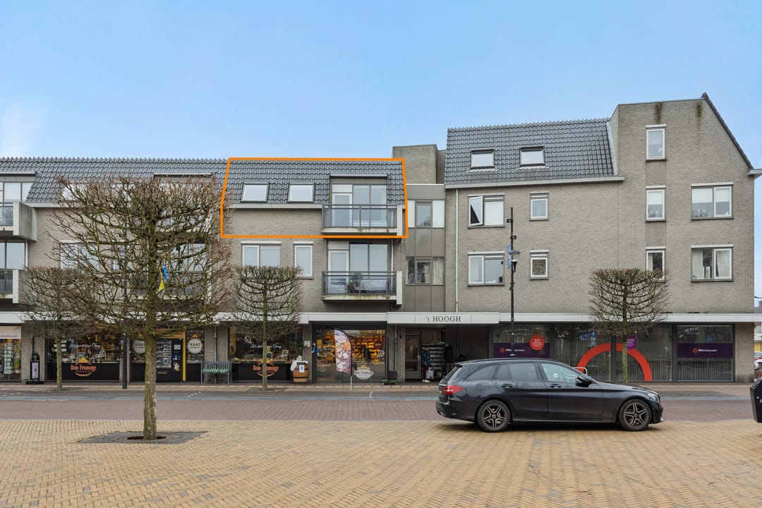 Photo 1 of 't Dorp 81-A