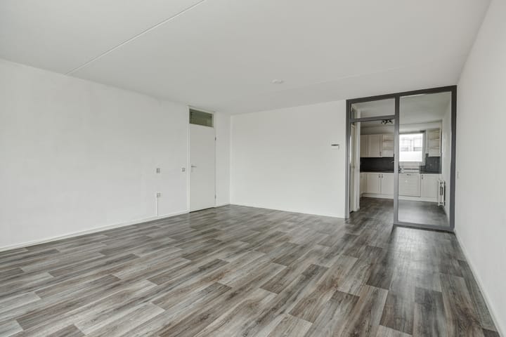 Photo 4 of 't Dorp 81-A