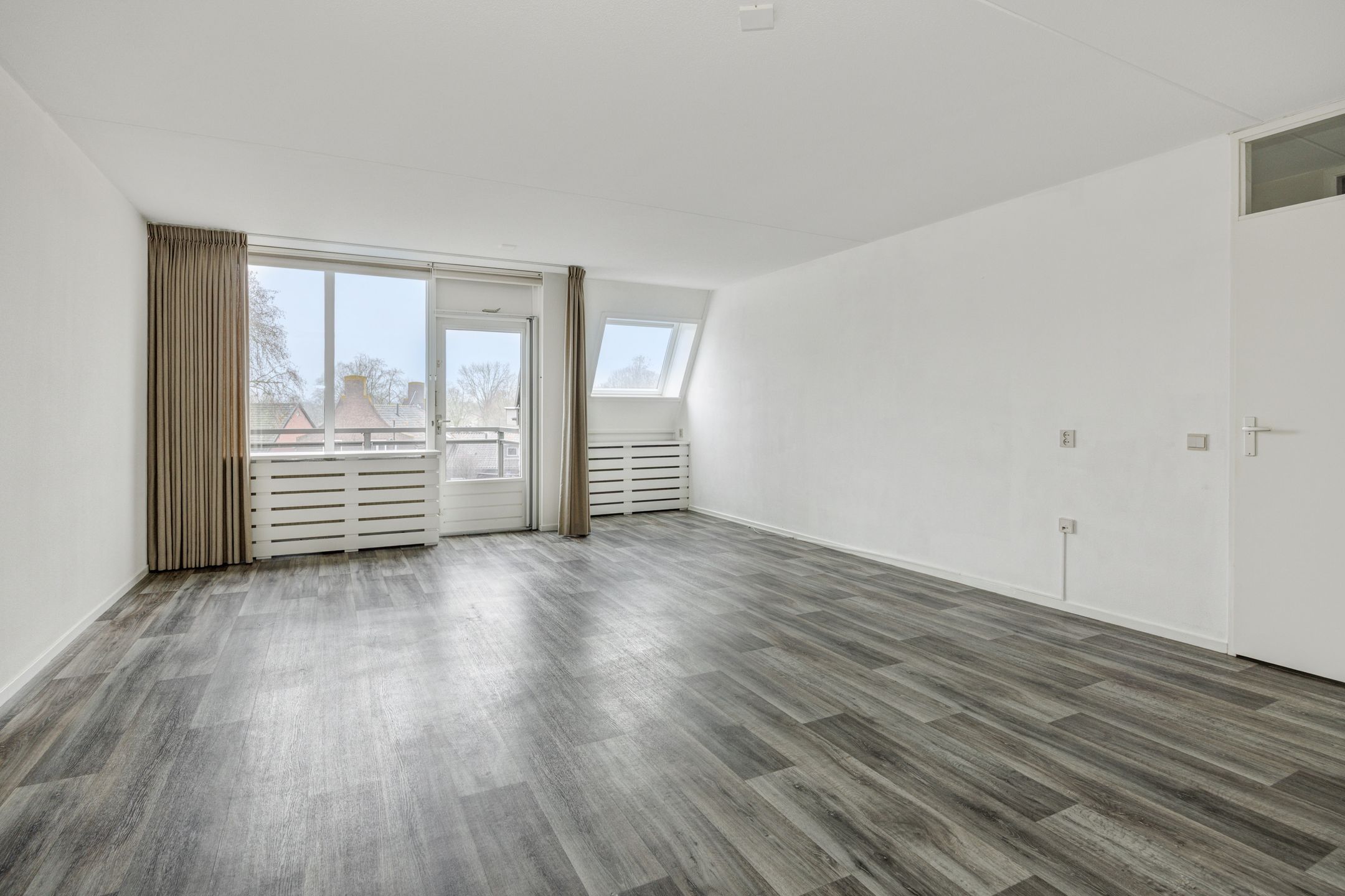 Photo 9 of 't Dorp 81-A
