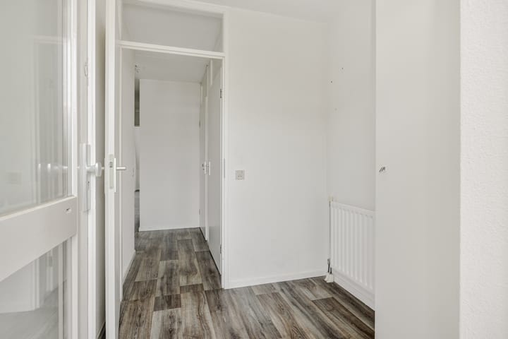 Photo 16 of 't Dorp 81-A