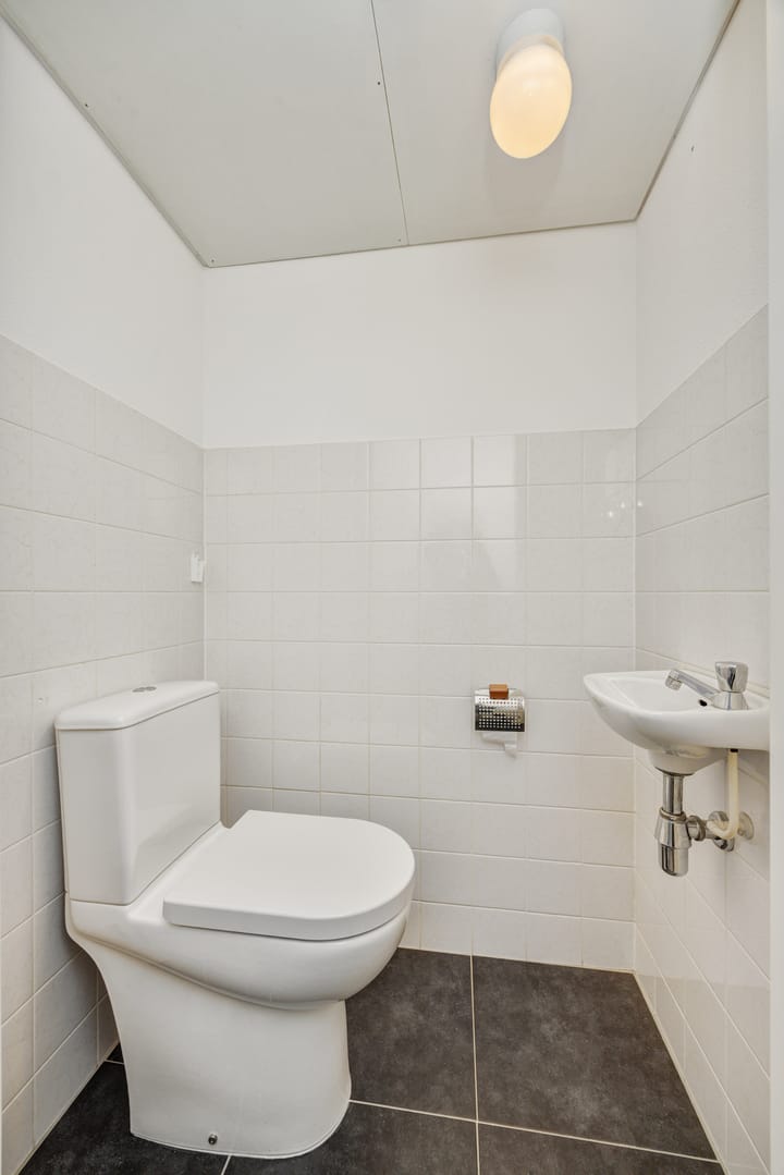 Photo 17 of 't Dorp 81-A