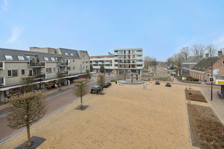 Photo 34 of 't Dorp 81-A