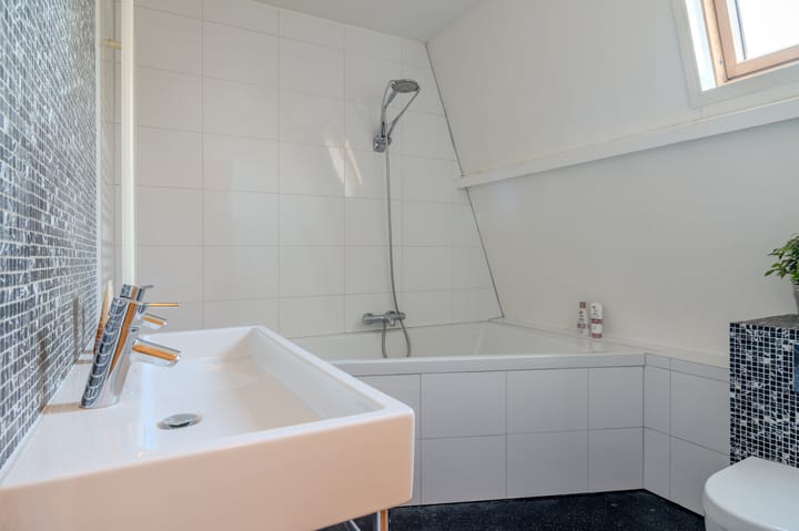 Photo 4 of Hoekeindseweg 1