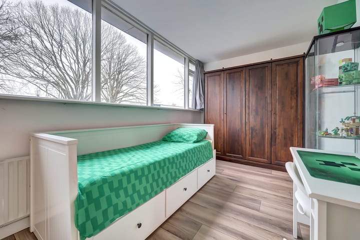 Photo 39 of Pascalweg 124